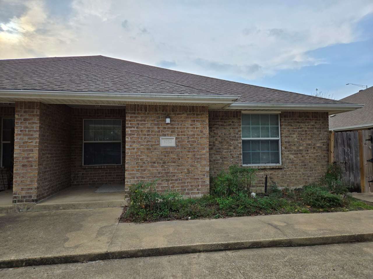 College Station - 3 Bedrooms / 3 bath Duplex on Oldenburg