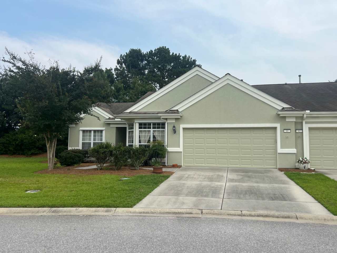 Lovely 3BR Ranch-Style Home in Sun City-Available 12/22/25