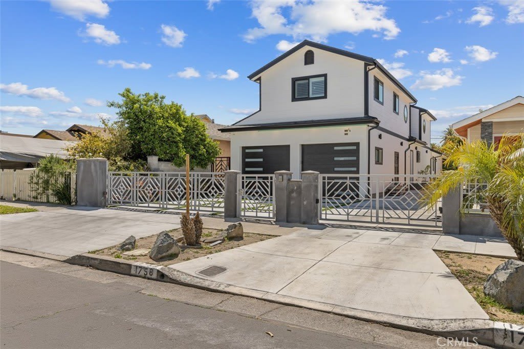 1758 W 36th Street 1/2