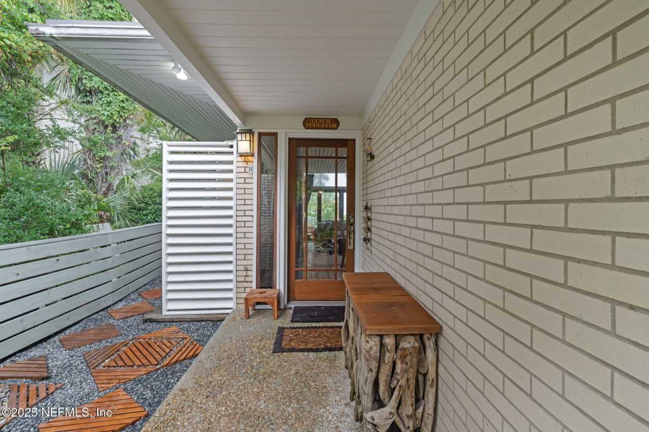 2337 SEMINOLE Road unit: B