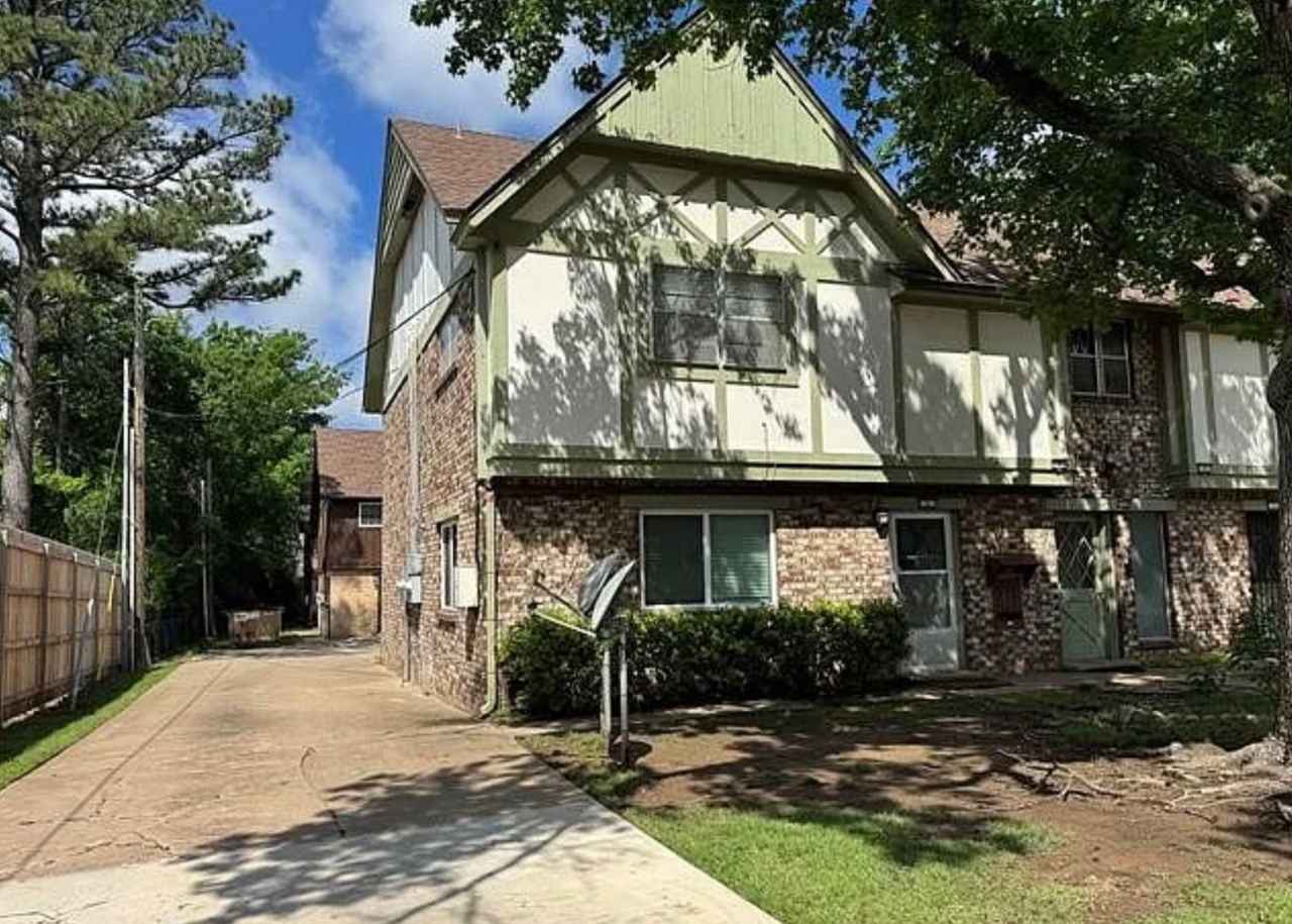 Welcome to your new charming 2 bed, 1.5 bath first floor condo!