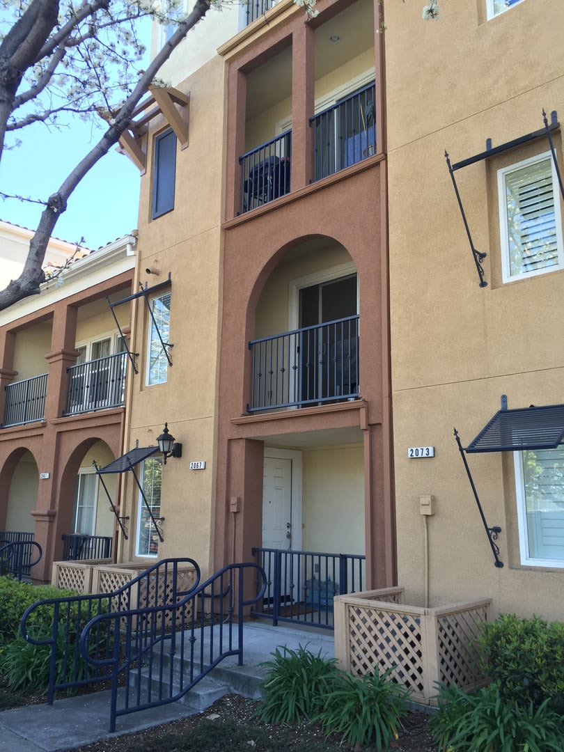 Clean, Classic Contemporary 3 Bedroom + 2 Bath Townhouse Style Home Near Downtown Campbell  Willow Glen Walk, Bike or Short Drive to Whole Foods/Trader Joe's/The Pruneyard/Farmer's Market/Light Rail!