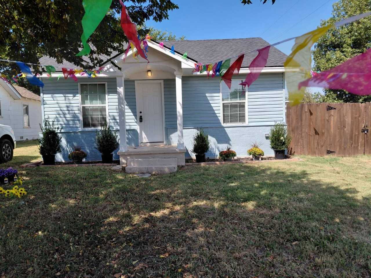 1407 NW COLUMBIA AVE