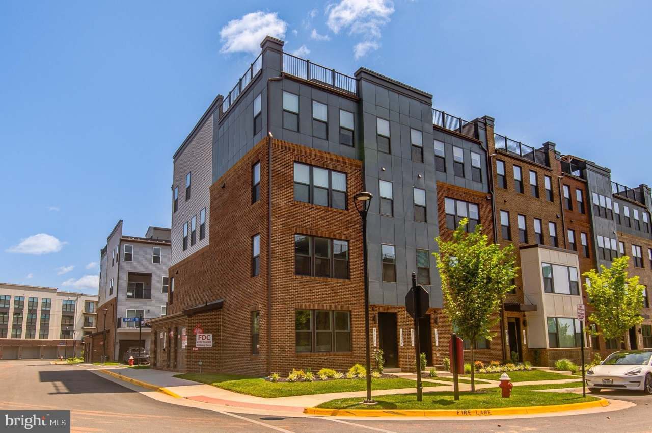 43792 MIDDLEWAY Terrace