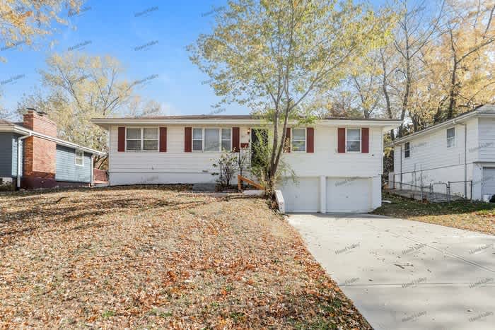 5617 North Smalley Avenue