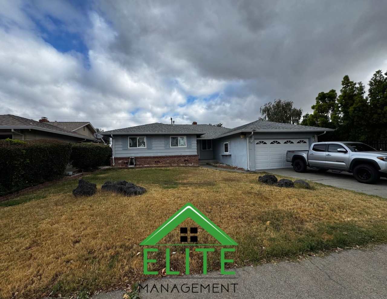 **Charming 3-Bedroom Home in Established Sacramento Neighborhood**