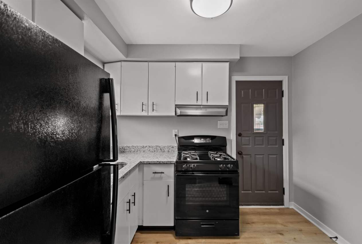 Stunning 3 bedroom home in McKeesport available Feb 15!