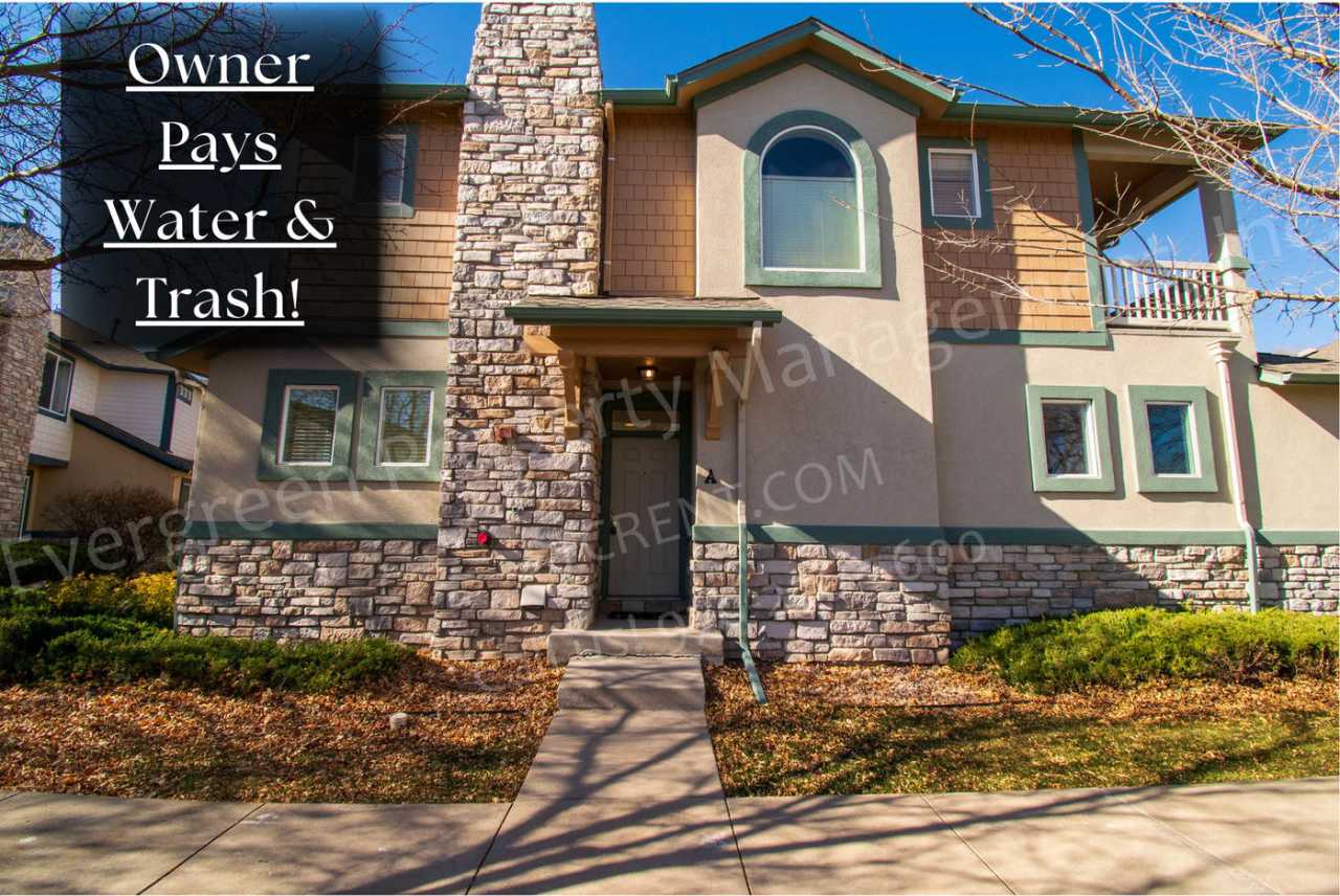 Townhome, centrally located in Fort Collins.