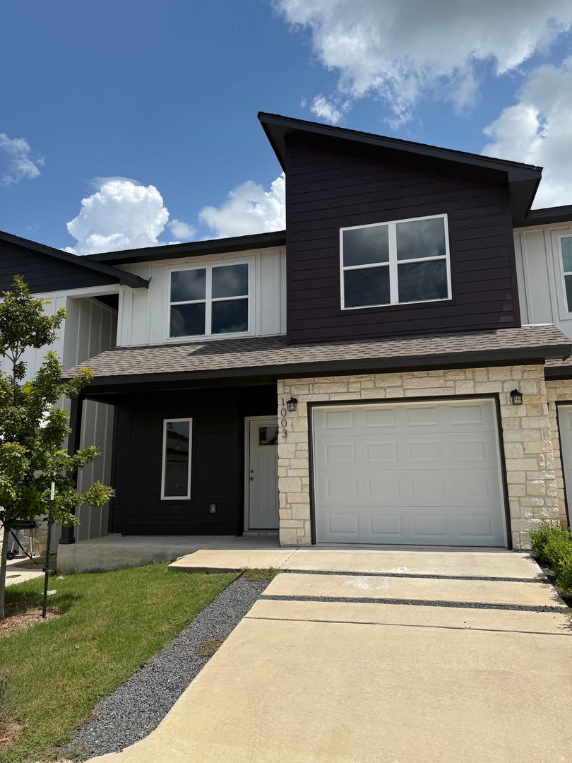 Newly constructed Townhome for rent!