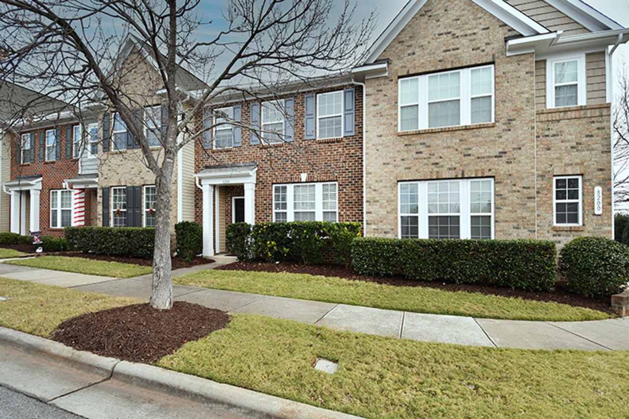 8204 Viewpoint Lane Professionally Managed by Select Real Estate