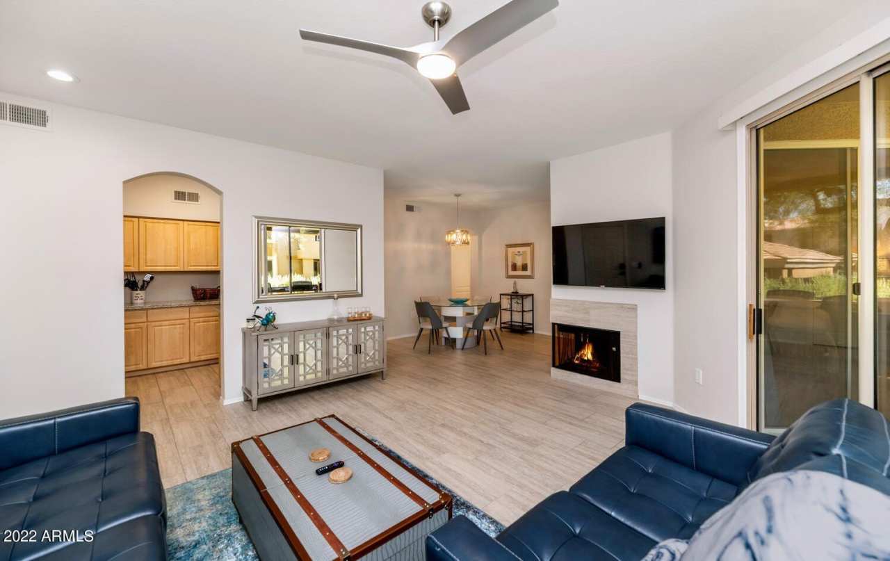 1411 E ORANGEWOOD Avenue unit: 107