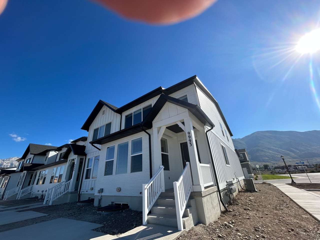 4 Bedroom 2.5 Bathroom Townhome in Lehi!