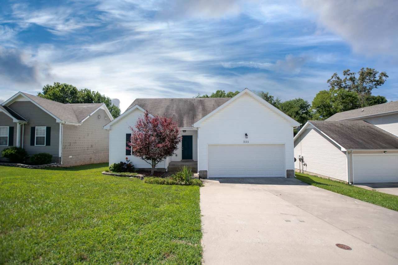 Pet Friendly Three Bedroom!