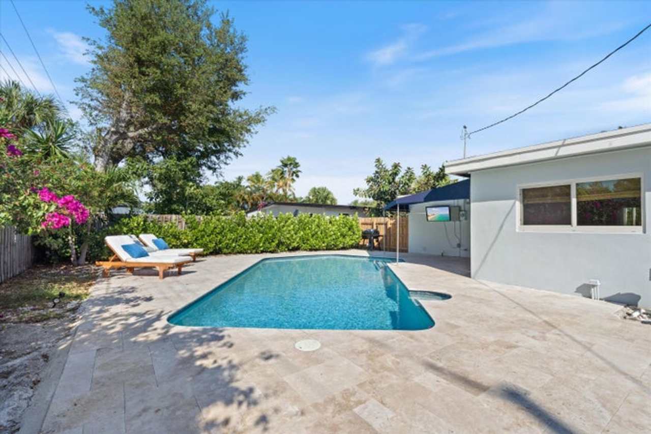 2070 Madeira Drive 5, Weston, FL 33327