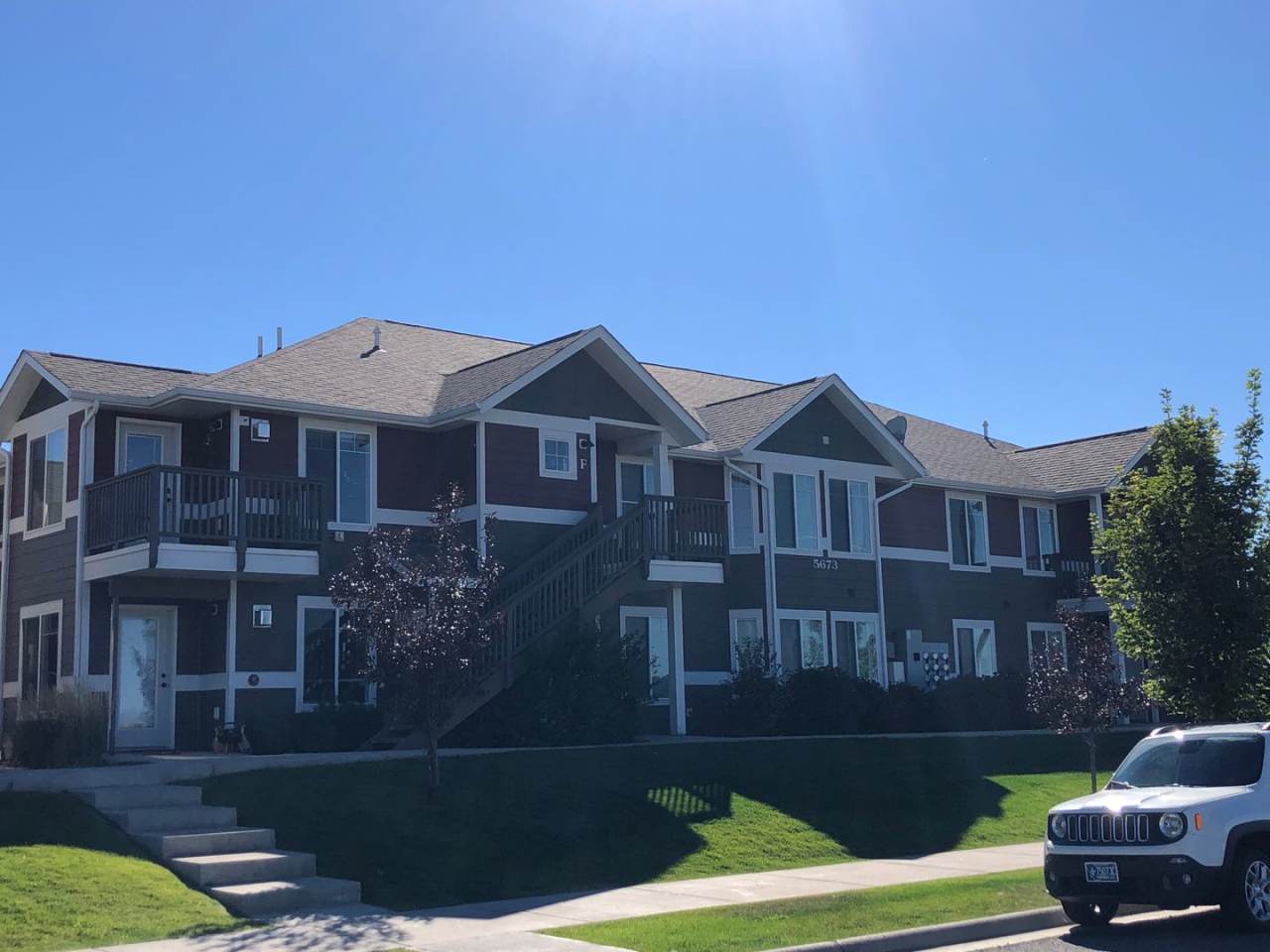 3 Bedroom 2 Bathroom Condo * Flexible Lease Terms - 3 months, 6 months or Year Lease Options