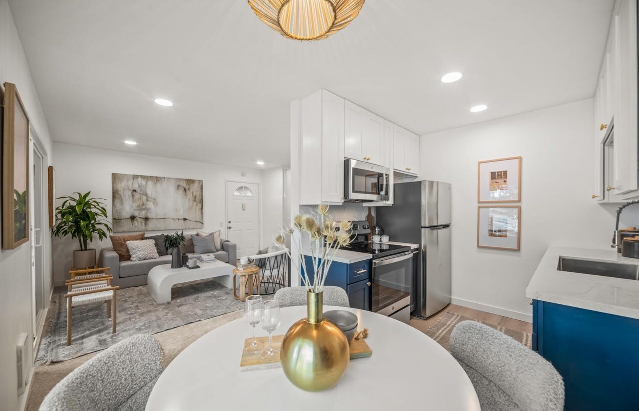 8581 Villa La Jolla Dr Apt P