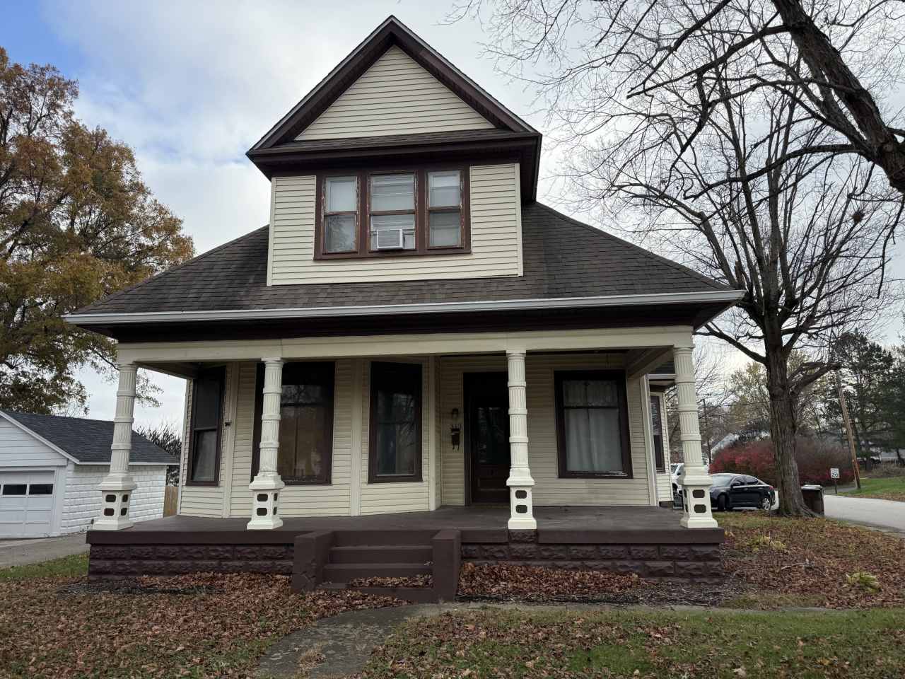 311 South Lincoln Boulevard