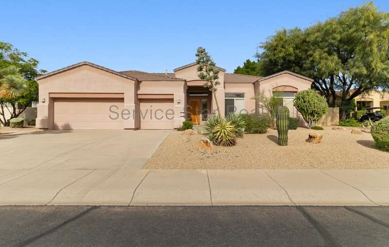 7524 E Rose Garden Ln