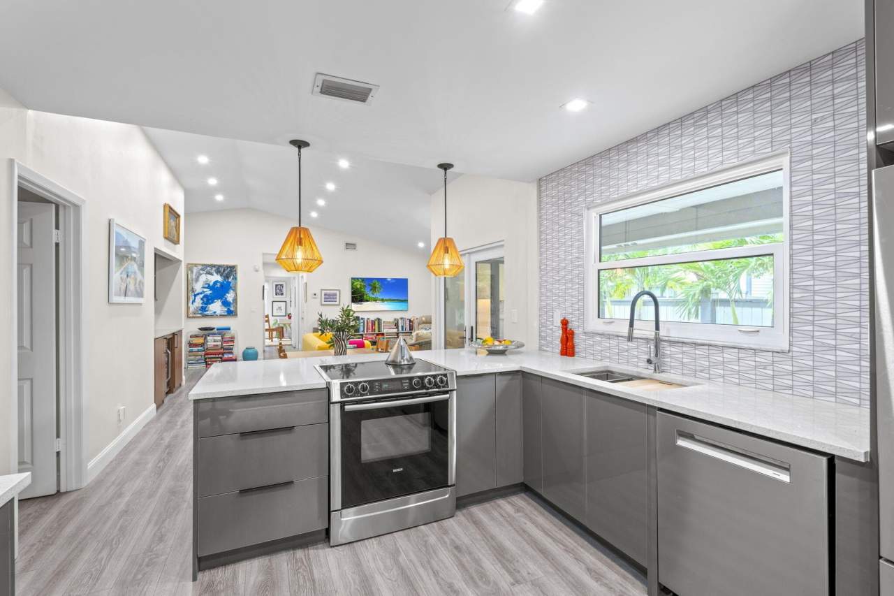 2474 Bedford Mews Drive