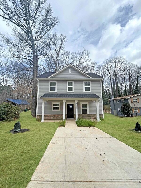 7226 Linda Lake Drive