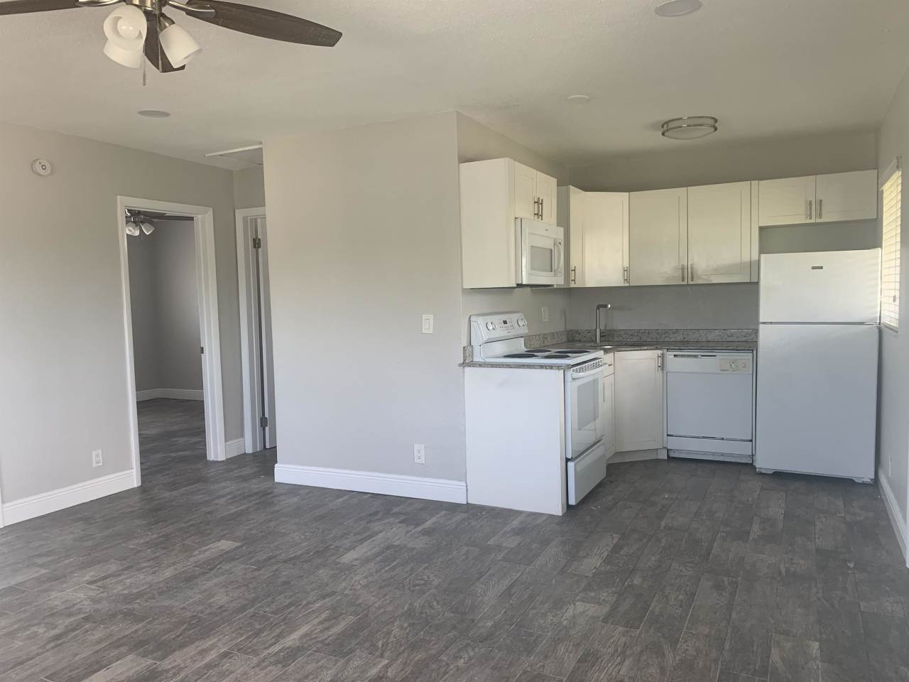 800 NE 14TH PLUnit 6