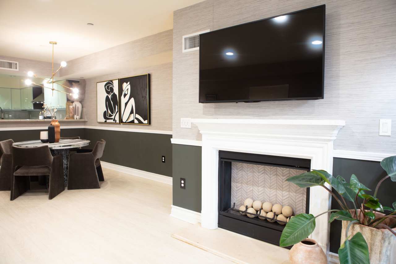 1353 North Fuller Avenue