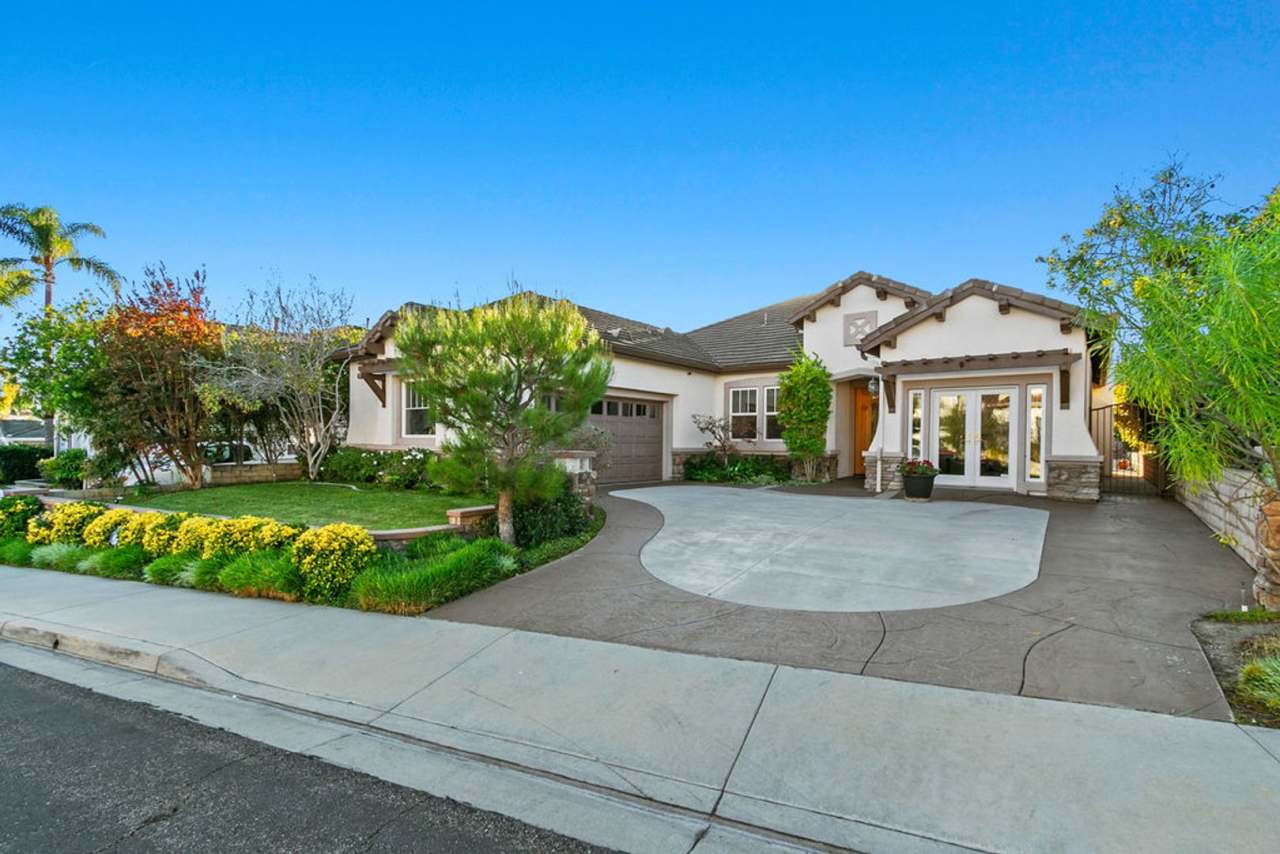 Spectacular Canyon-View Single-Level Home in Gated Hillcrest Estates!
