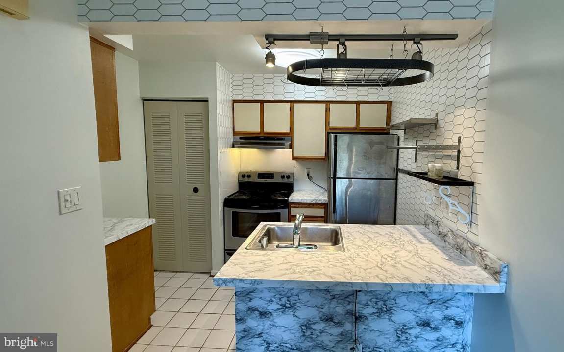 18473 BISHOPSTONE COURT