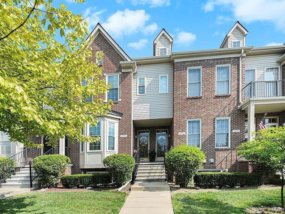 39194 Brookfield Drive