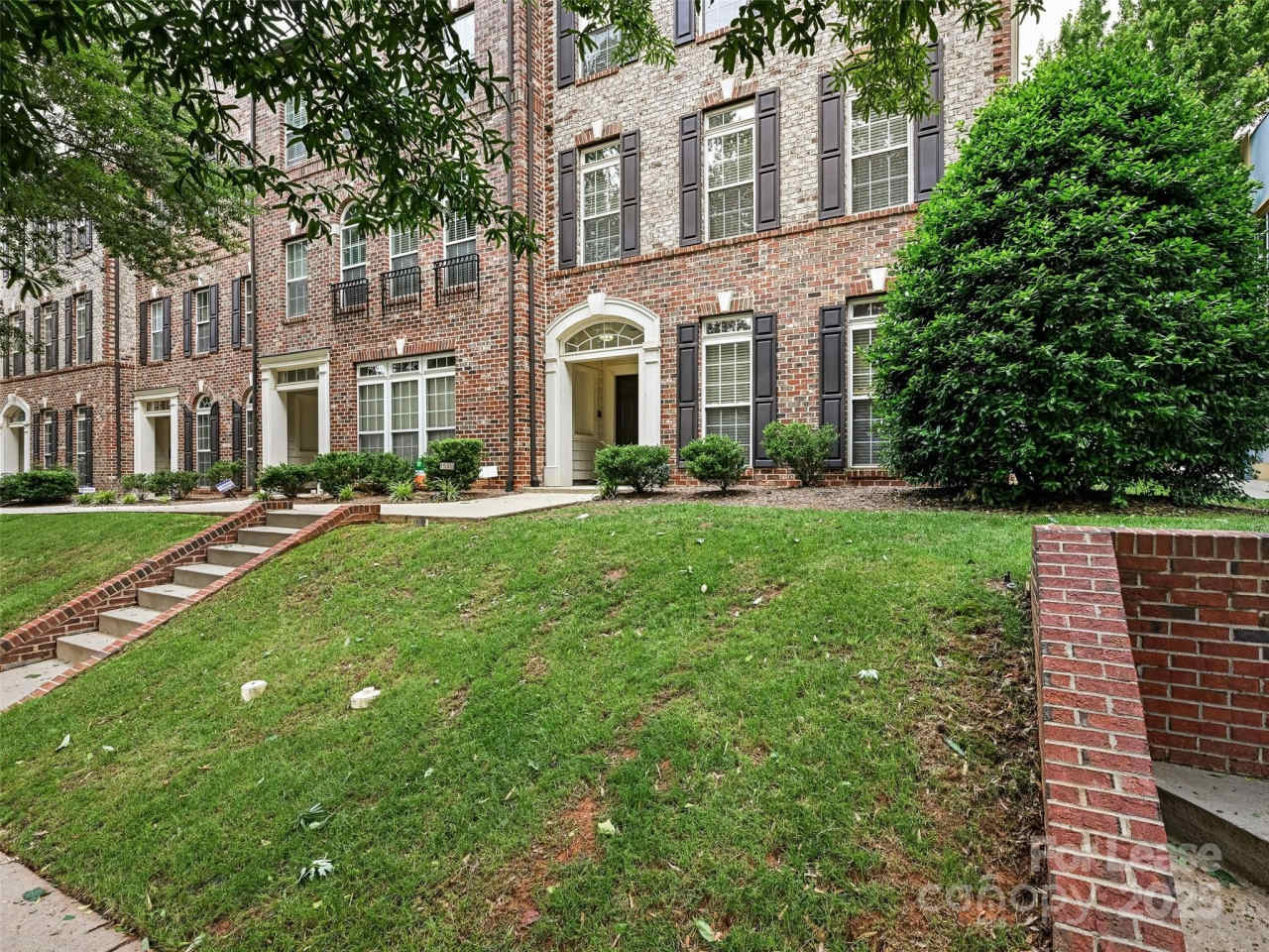 1530 Church Street S unit: A