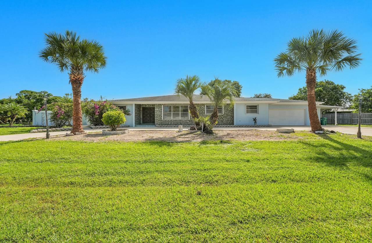 154 N Naranja Avenue