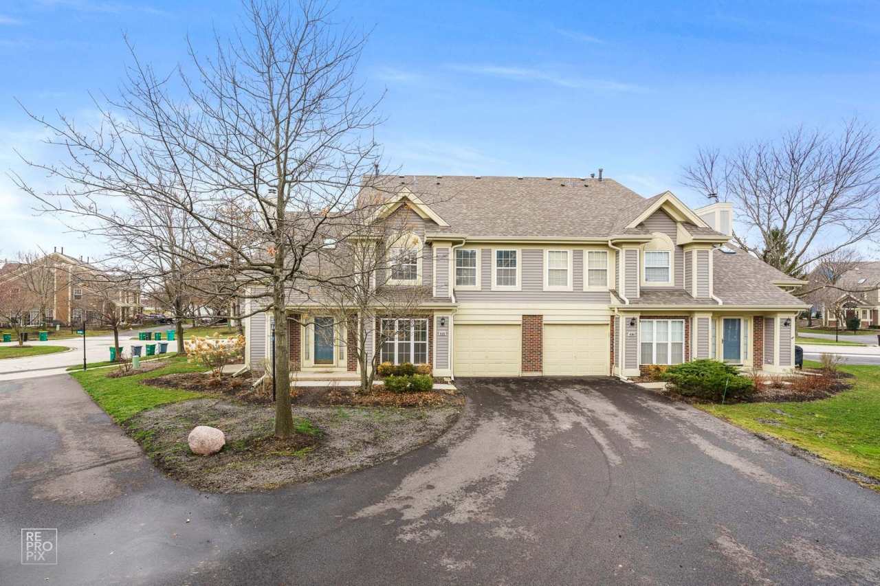 Two Bedroom Two Story Townhome in Elk Grove