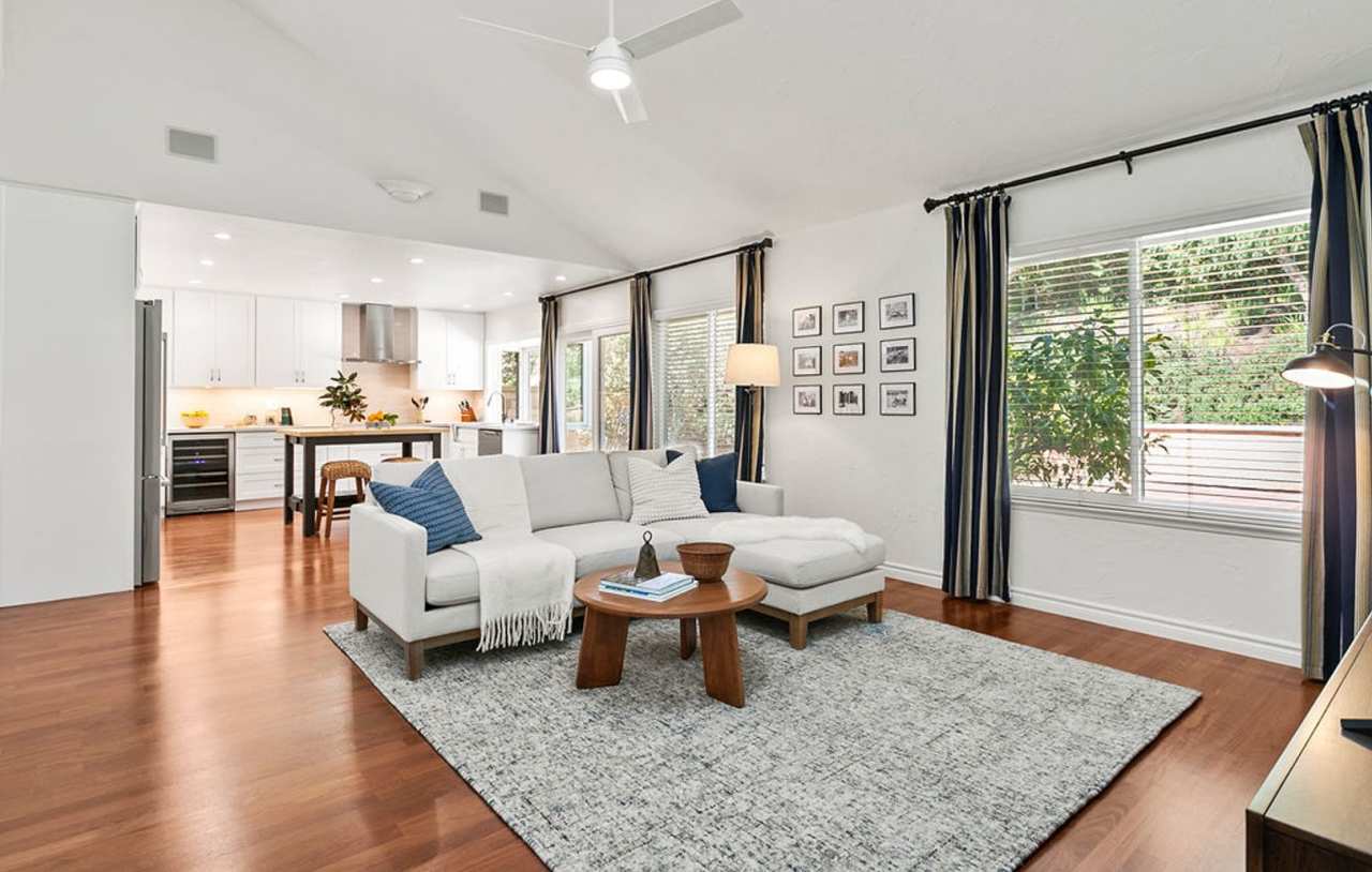 Beautifully Furnished Designer Single-Level 3 Bedroom Home with Lake Mission Viejo Access!