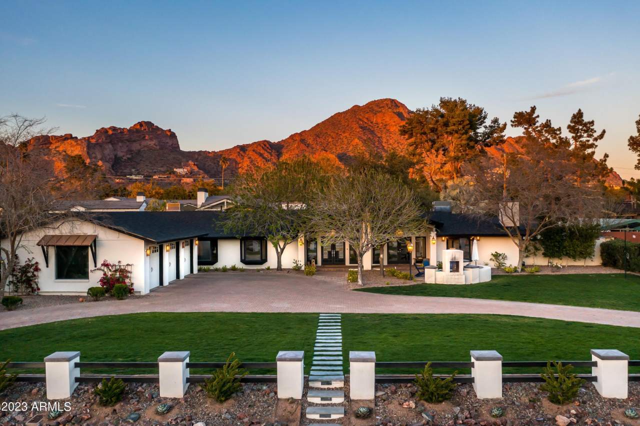 4614 E LAFAYETTE Boulevard