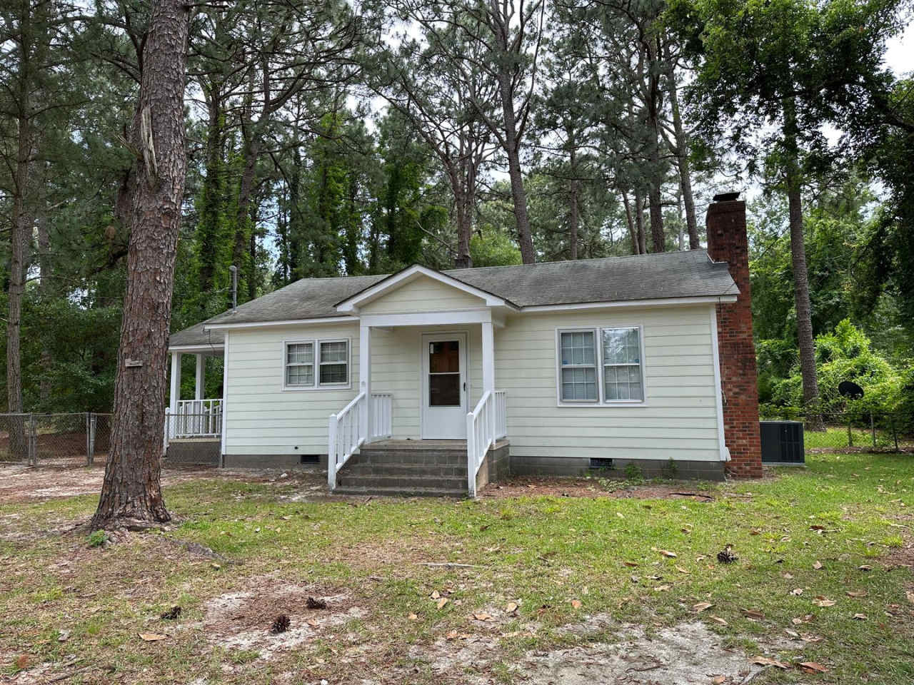 FOR RENT - Terrific location, great price....near everything!