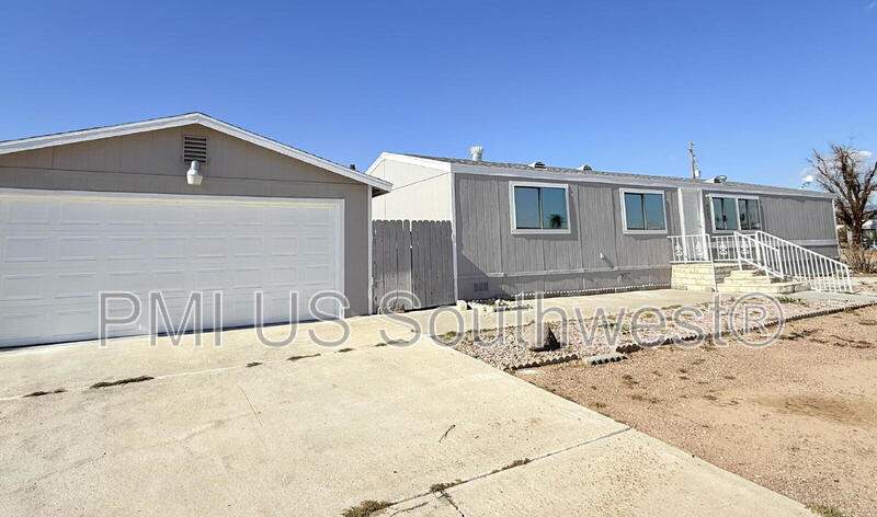 4453 Calle del Media
