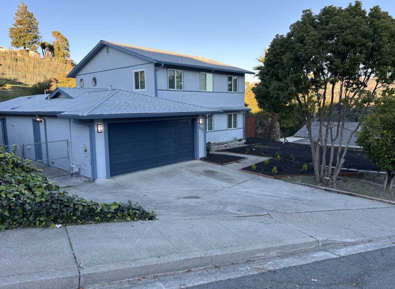 Wonderful Remodeled 4 Bedroom, 3 Bath East Vallejo Home