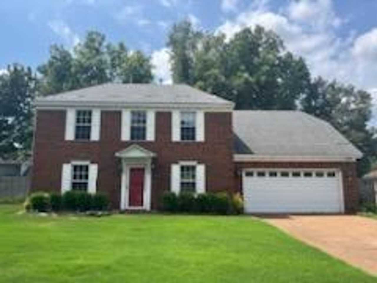 Available Now! MOVE IN SPECIAL HALF OFF FIRST MONTHS RENT!!