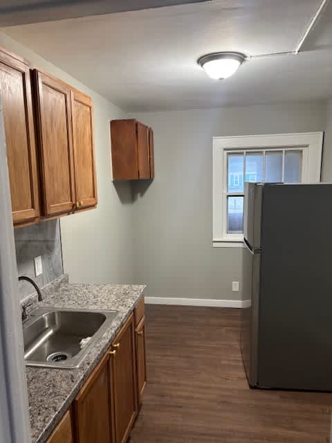 215 Isabella Street - 1