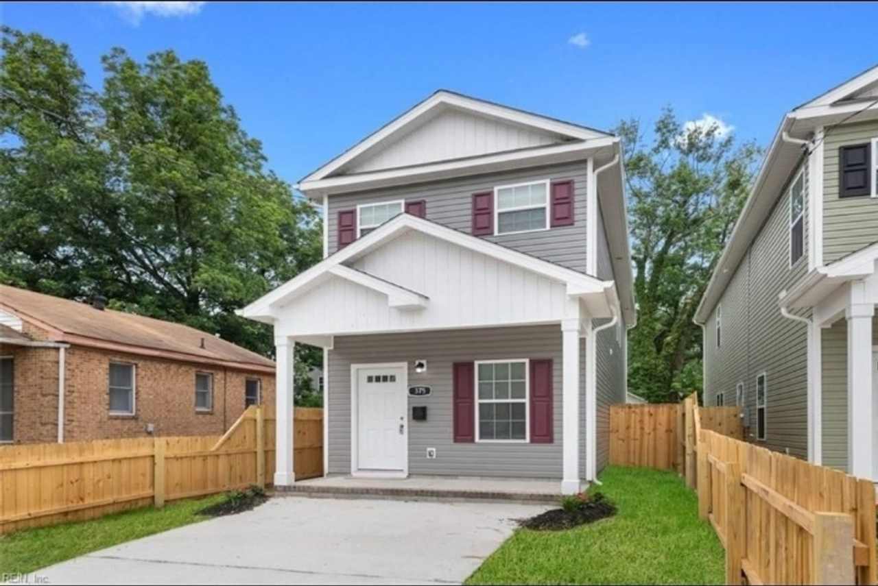 Charming 3BR House in Hampton