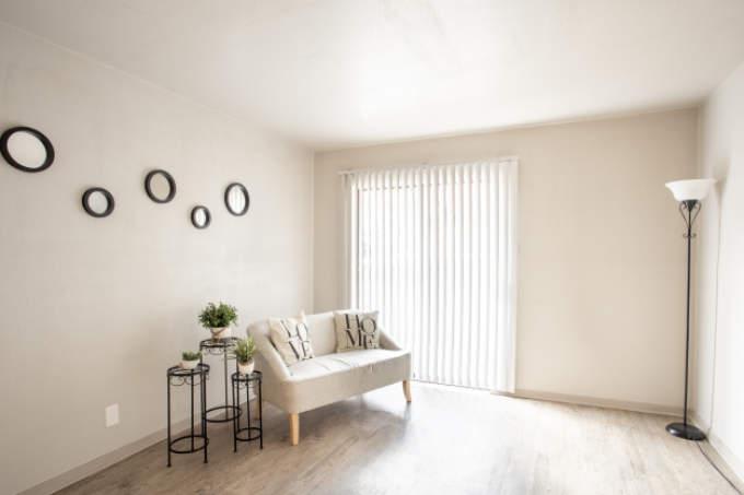 8312 N Interstate 35, #1190