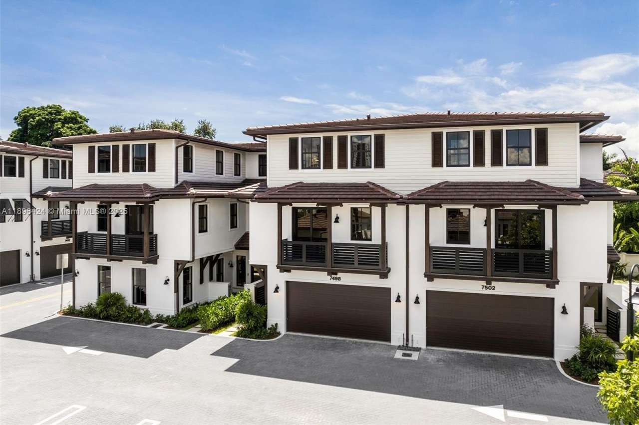 7498 SW 100th Street