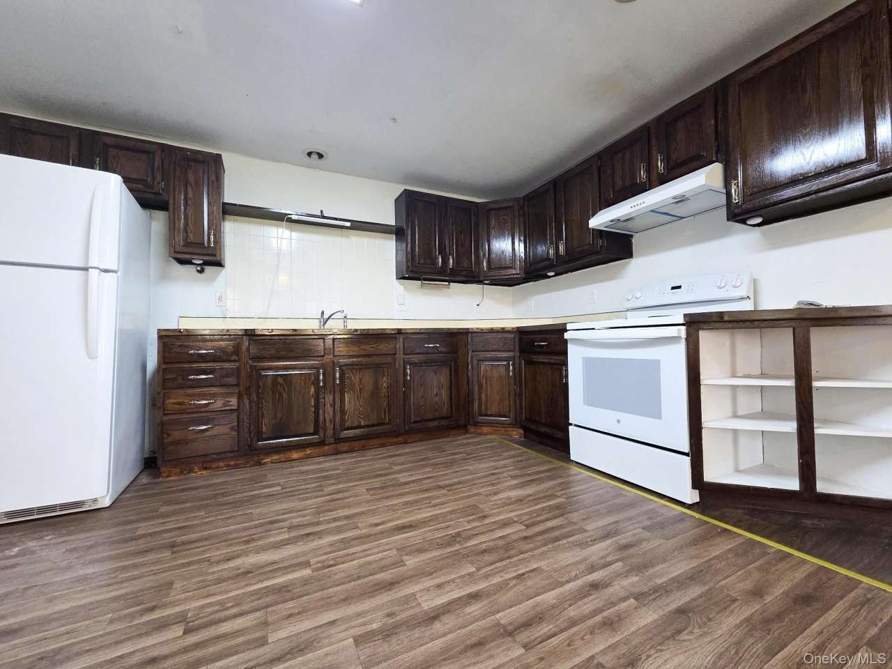 48 Main Street unit: 3