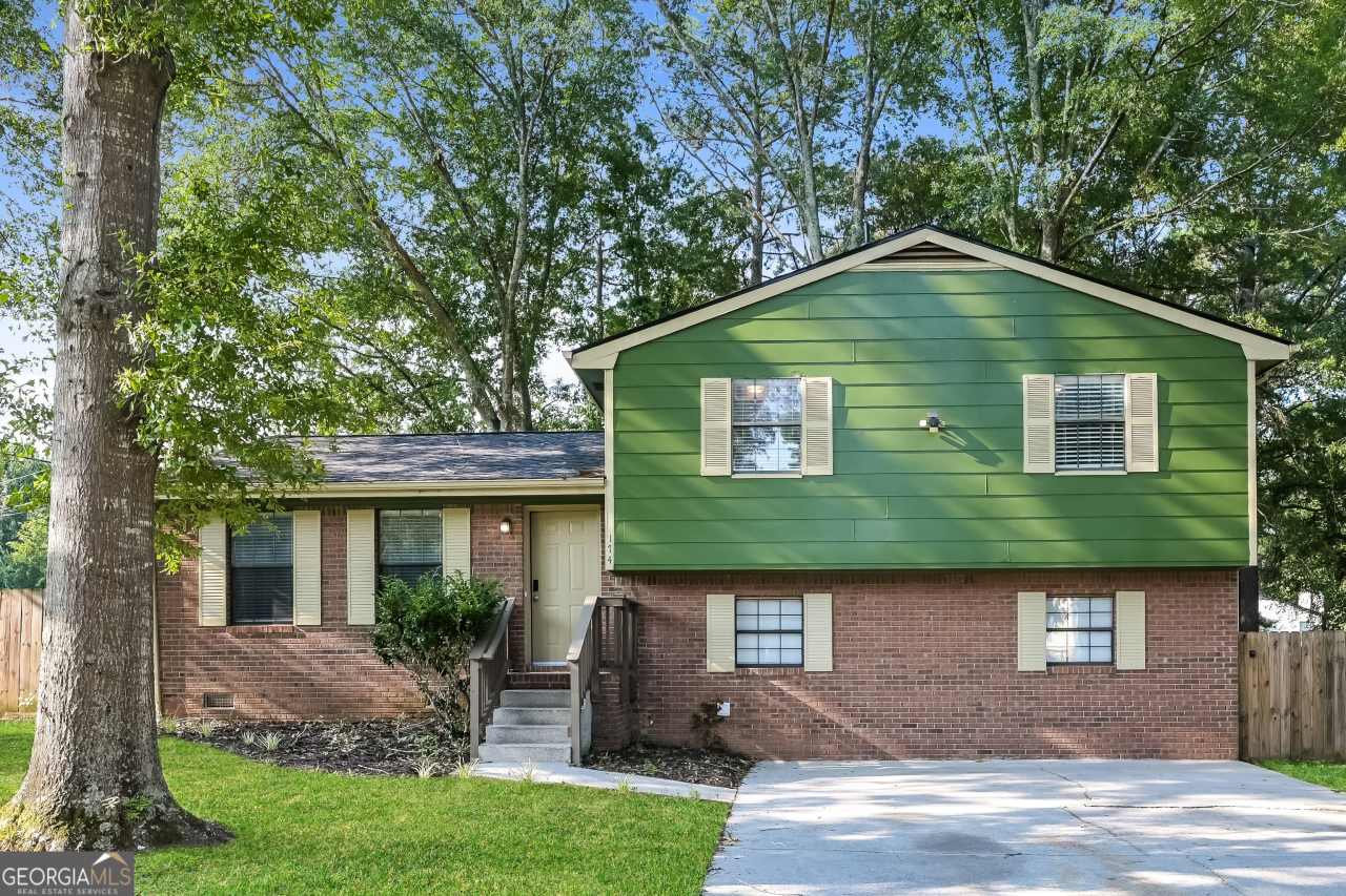 174 Slicky Rock Court