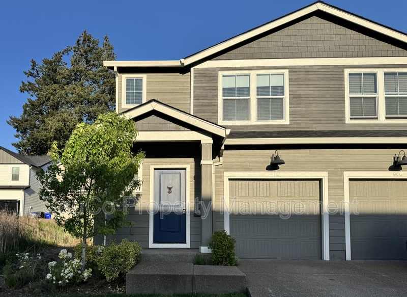 914 North 18th Avenue