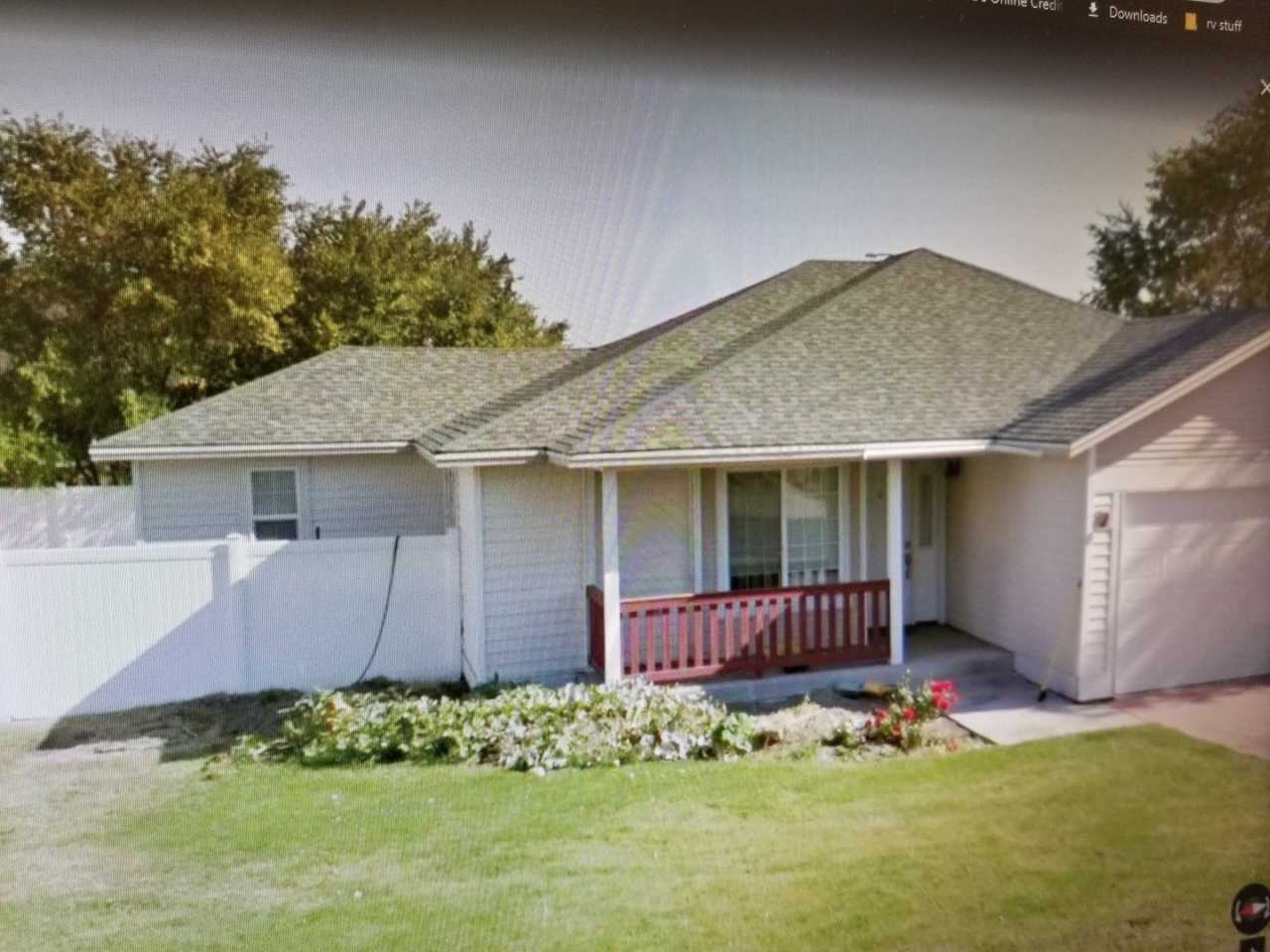 CHRISTMAS SPECIAL - FREE DECEMBER RENT and Pet Friendly in Ephrata