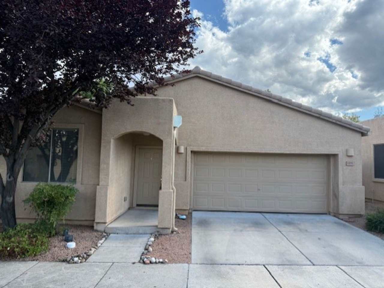 REDUCED!! 3 Bed 2 Bath Available Now!! Contact Property Pros Property Management for more details