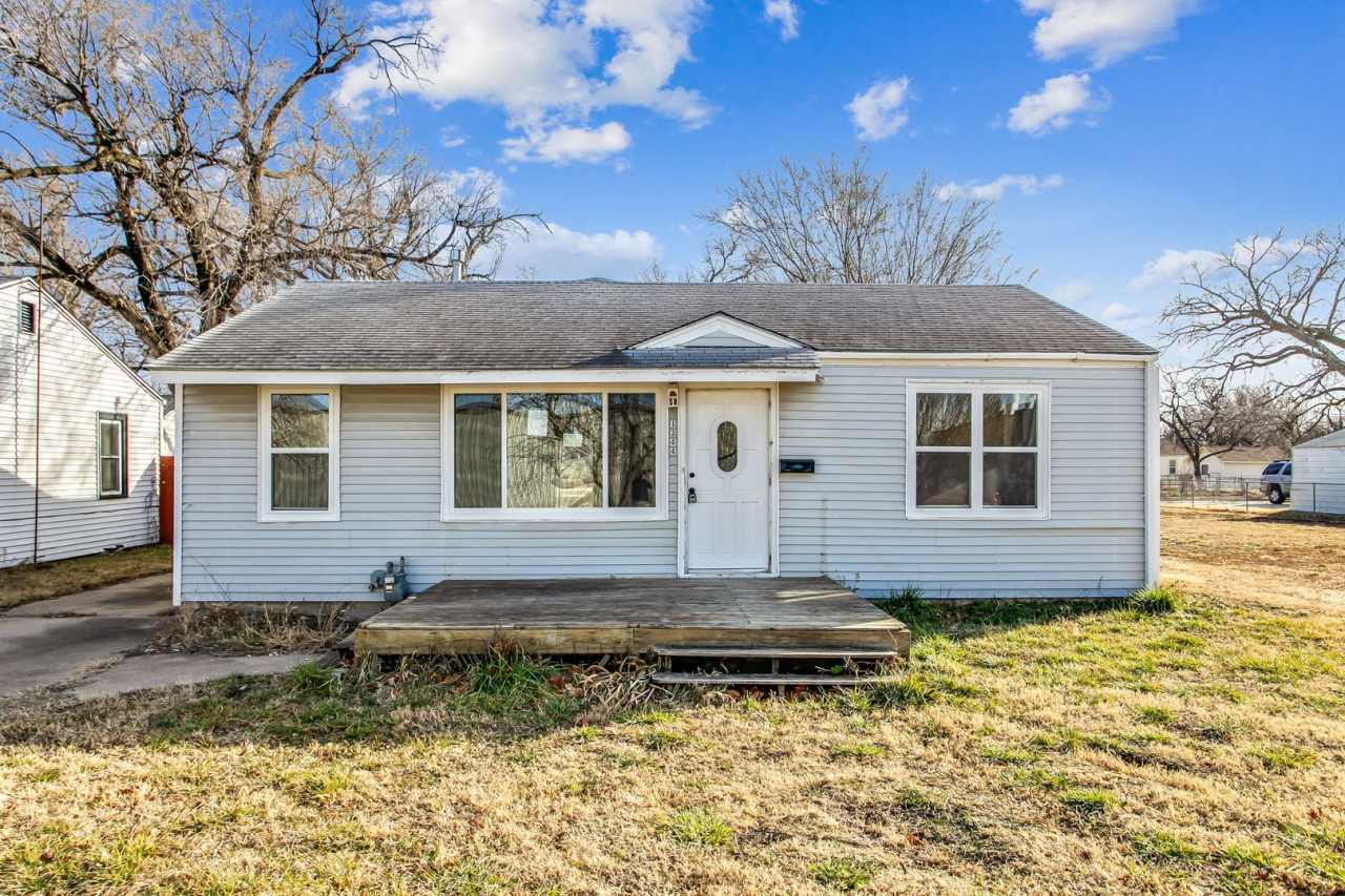 Beautiful Three Bedroom, Two Bathroom