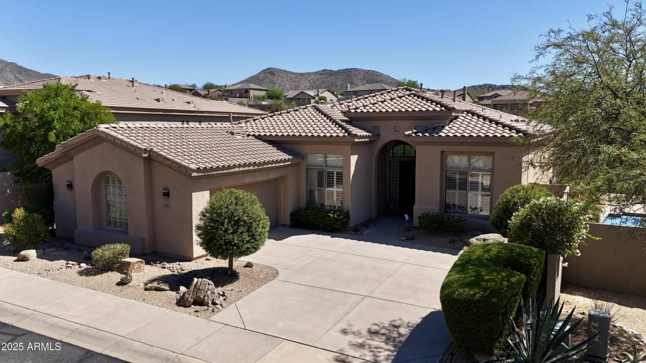 10637 E BLANCHE Drive