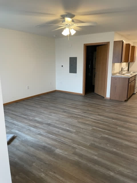 921 Kennedy Street - 313